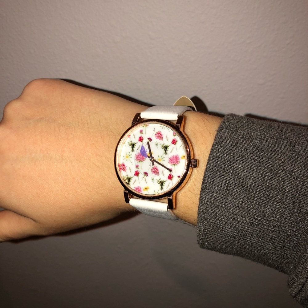 White Floral Fashion Watch